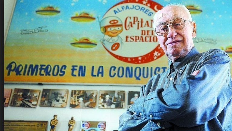 EL MISTERIO DEL ALFAJOR CAPITÁN DEL ESPACIO