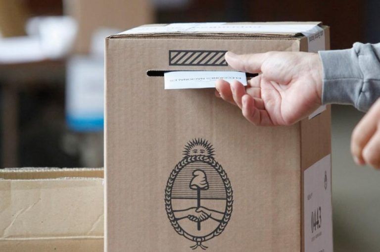 ¿Viajaste y no podés votar? Te contamos qué tenés que hacer