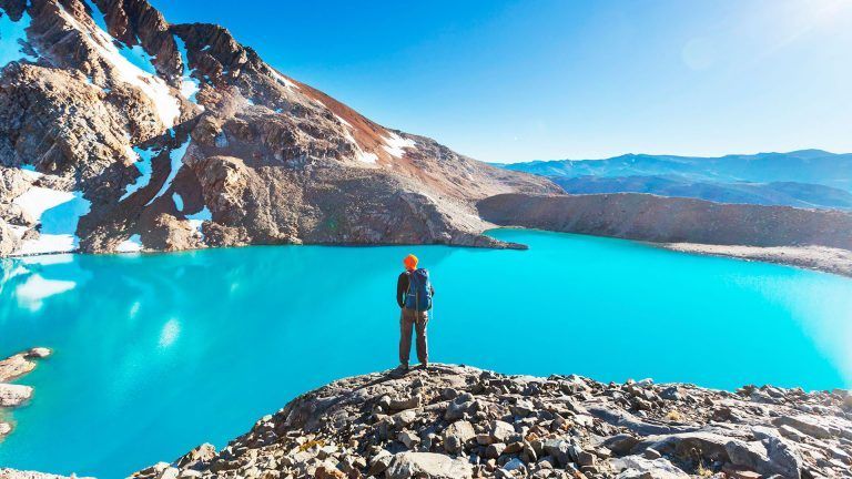 La llegada de turistas extranjeros a Argentina creció un 3,9 % interanual en octubre