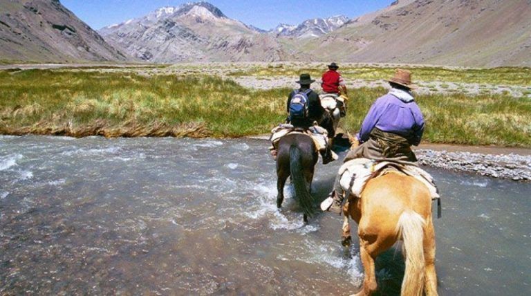 Una aventura con historia, atrévete a cruzar la cordillera de Los Andes,  tal como hiciera San Martín y sus soldados