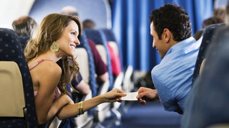 ¿Sabías que es muy probable que conozcas al amor de tu vida en un avión?