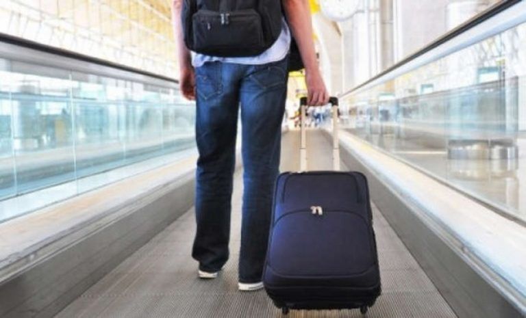 ¿Qué transporte será más barato en estas vacaciones?  Comparamos los precios a los destinos más turísticos de Argentina