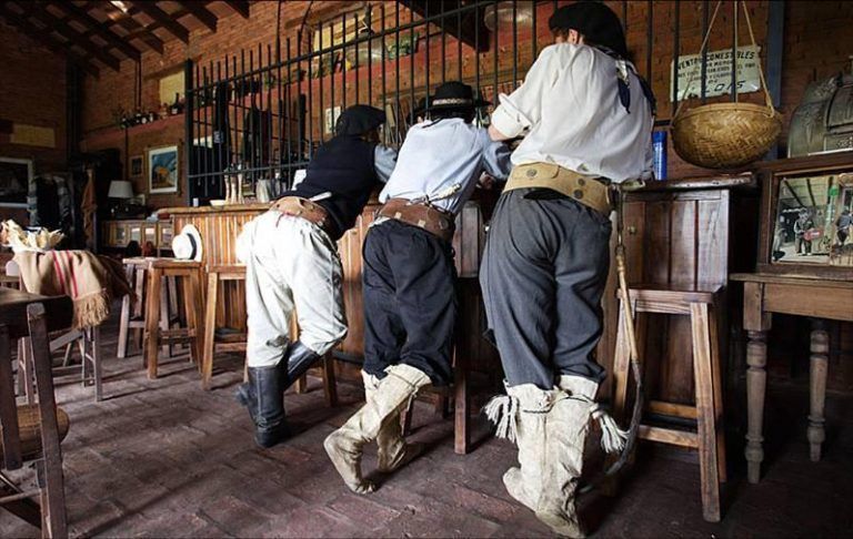 De gauchos, tradiciones y otras yerbas