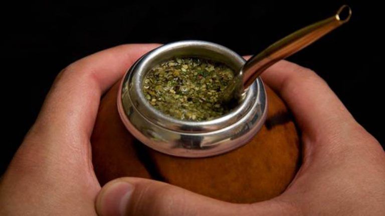 ¡Finalmente el mate estará en Whatsapp!