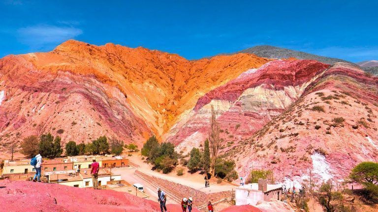 Purmamarca fue elegido el pueblo más lindo de Argentina