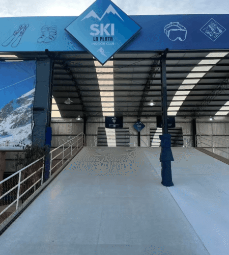 Aprender a esquiar en Buenos Aires: clases con descuento en Ski La Plata